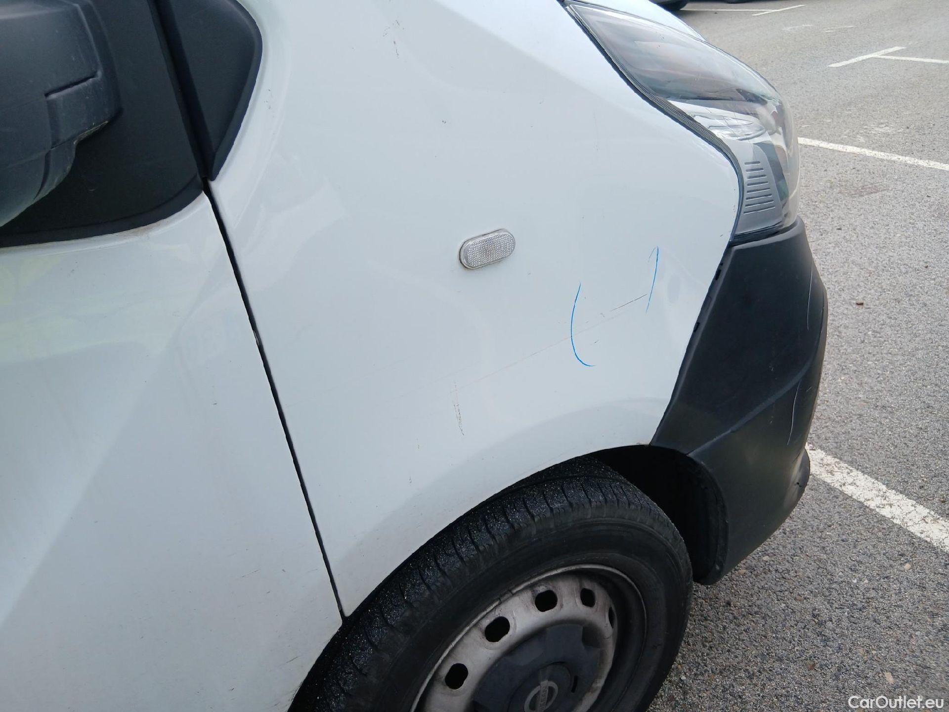  Nissan  NV300 NISSAN  / 2016 / 4P / furgón 2.0dCi 88kW (120CV) L1H1 1T Optima #45