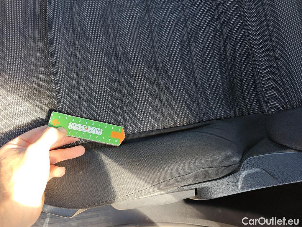  Opel  Combo OPEL  Life / 2018 / 5P / monovolumen compacto 1.5 TD 75kW (100CV) S/S Selective L (CX) #16