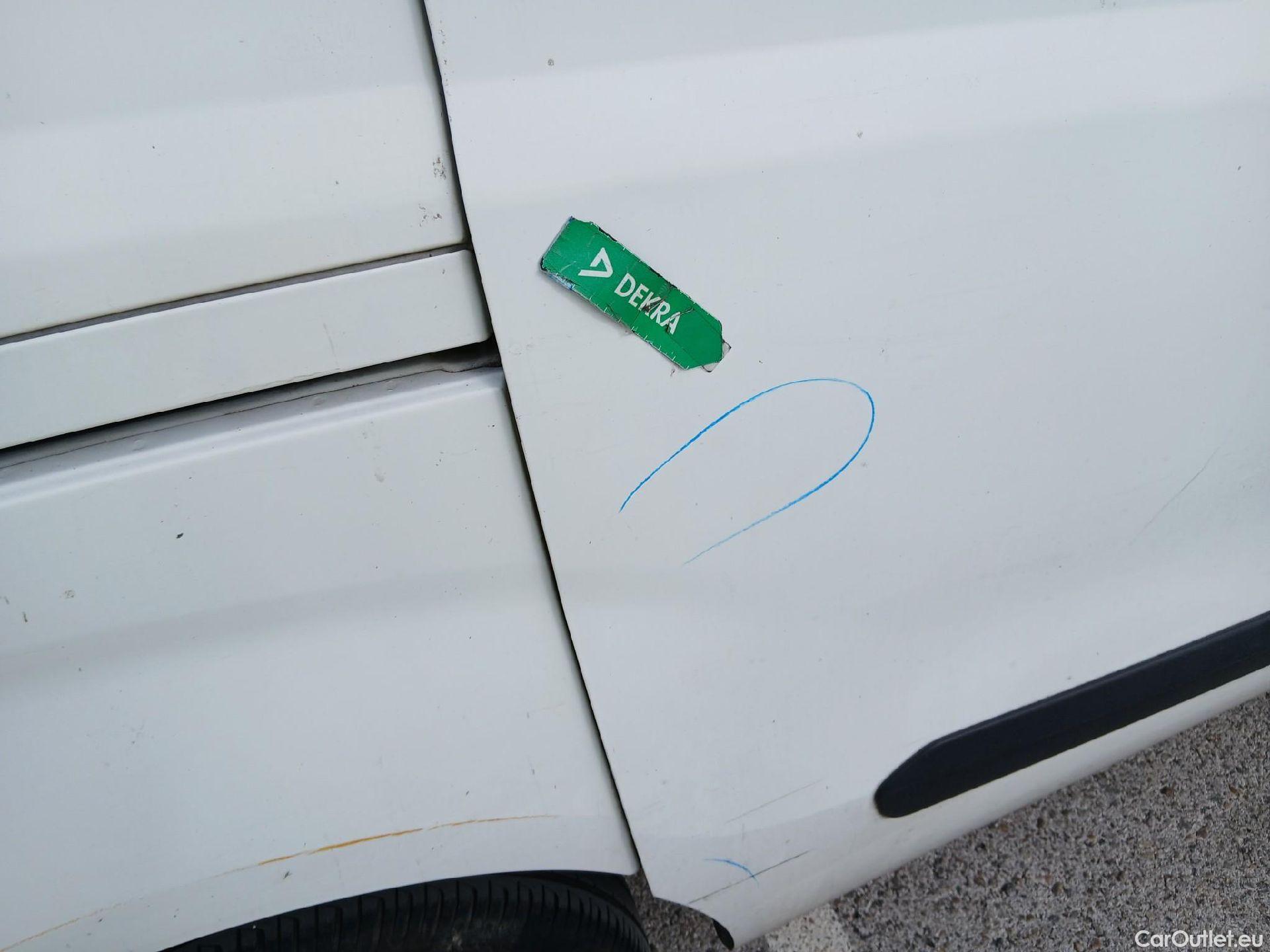  Opel  Combo OPEL  / 2012 / 3P / furgón derivado de turismo Cargo 1.3 CDTI 70kW (95CV) L1 H1 #32