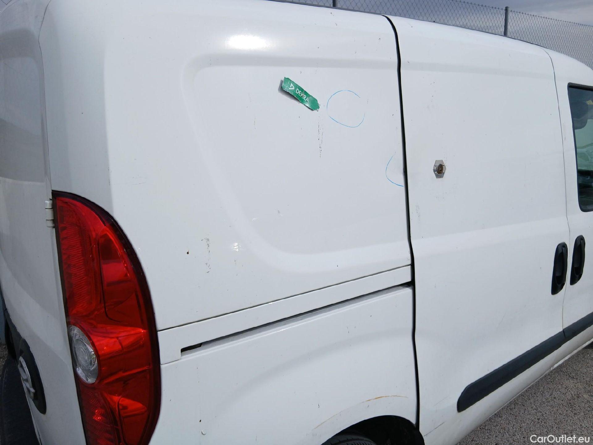  Opel  Combo OPEL  / 2012 / 3P / furgón derivado de turismo Cargo 1.3 CDTI 70kW (95CV) L1 H1 #30