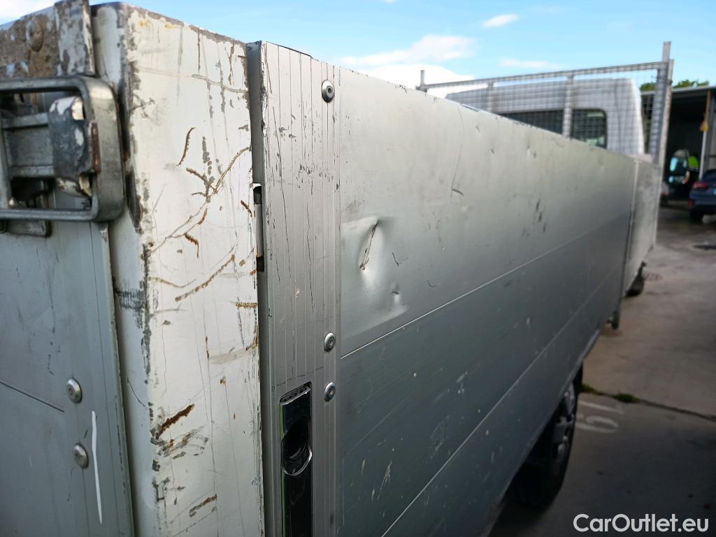  Nissan  NV400 NISSAN  / 2011 / 2P / chasis cabina L3H1 3,5T 2.3dCi 107kW FWD COMFORT #35