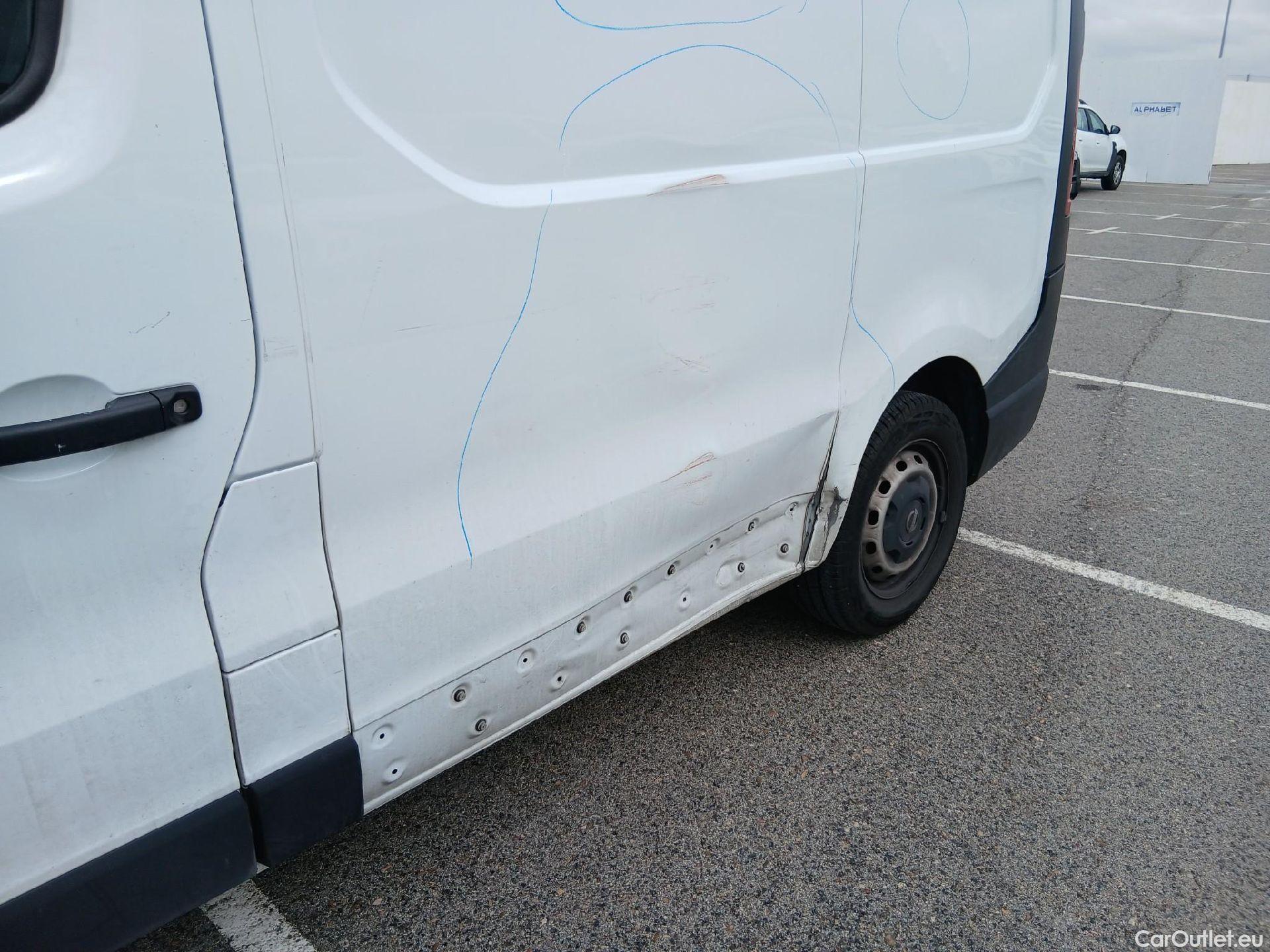  Nissan  NV300 NISSAN  / 2016 / 4P / furgón 2.0dCi 88kW (120CV) L1H1 1T Optima #20