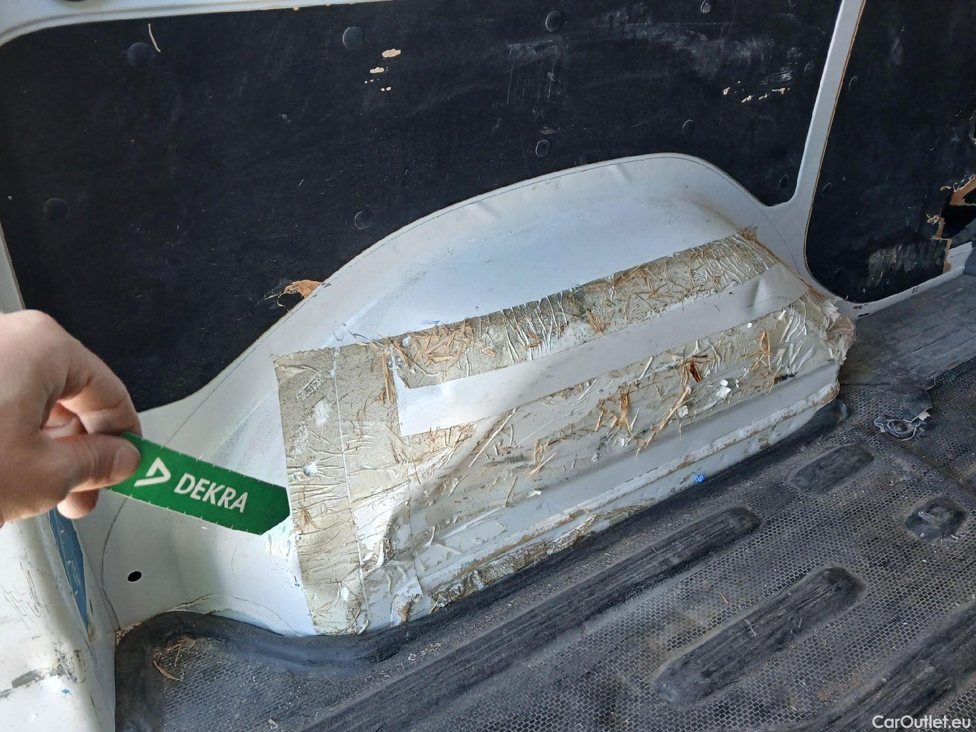  Mercedes  Citan MERCEDES-BENZ  / 2021 / 4P / furgón derivado de turismo 110 CDI 70kW Furgón Base Largo #46