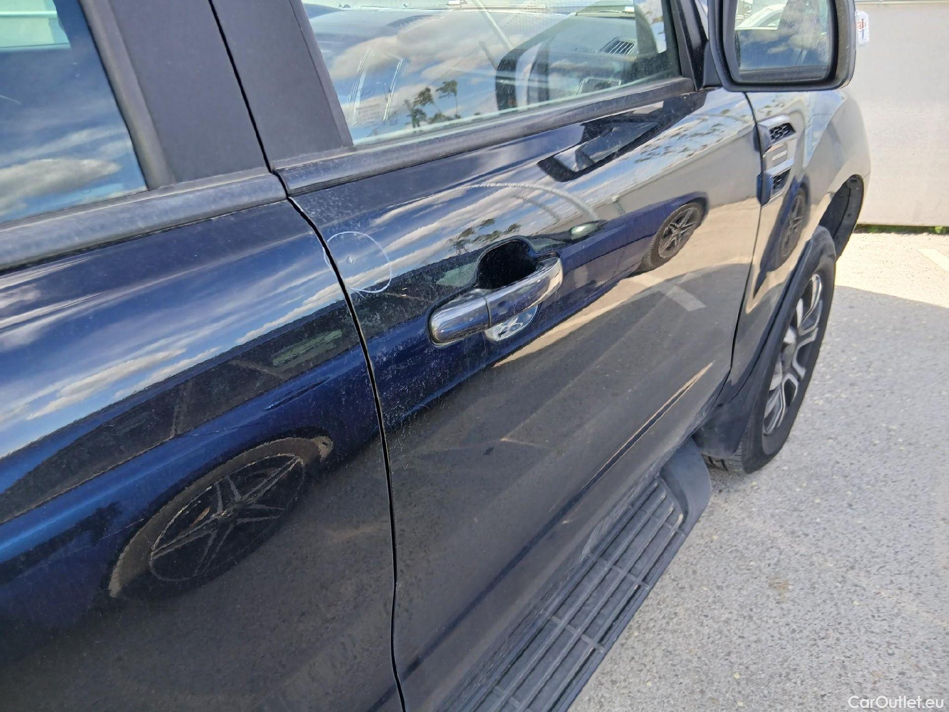  Ford  Ranger FORD  / 2019 / 4P / pickup doble cabina 2.0 Ecobl 157kW 4x4 Dob Cab Wildtrack AT #38