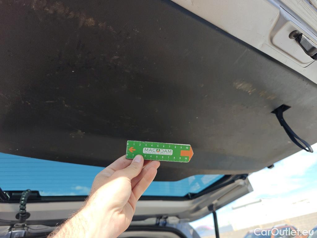  Opel  Combo OPEL  Life / 2018 / 5P / monovolumen compacto 1.5 TD 75kW (100CV) S/S Selective L (CX) #19