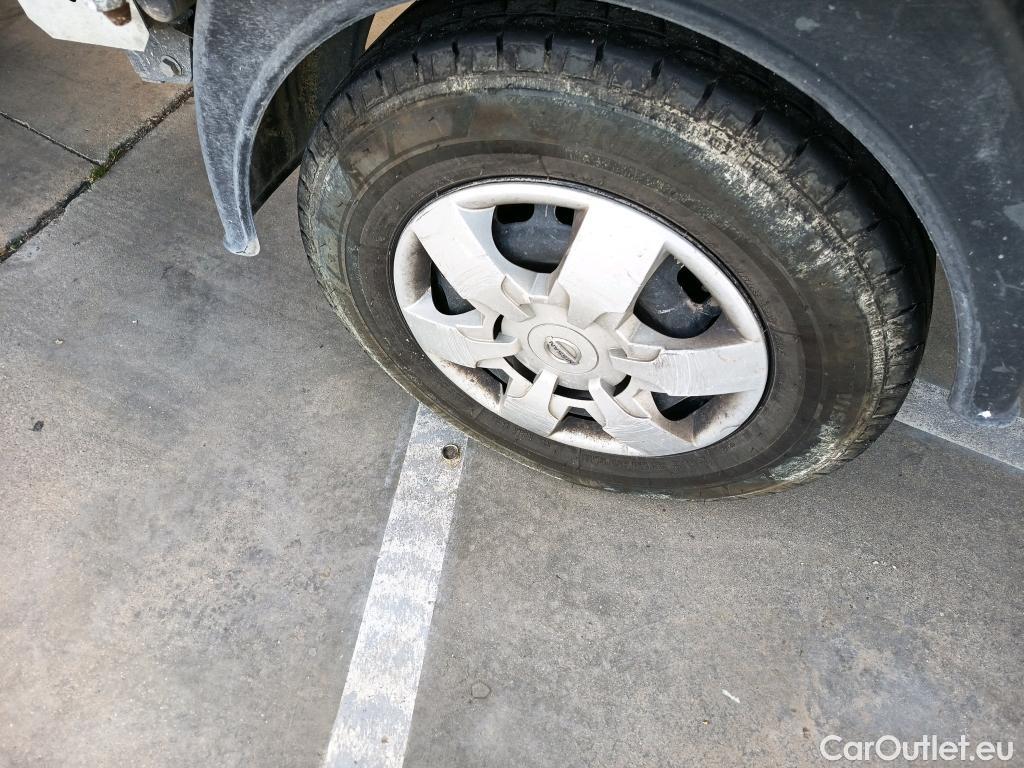  Nissan  NV400 NISSAN  / 2011 / 2P / chasis cabina L3H1 3,5T 2.3dCi 107kW FWD COMFORT #24