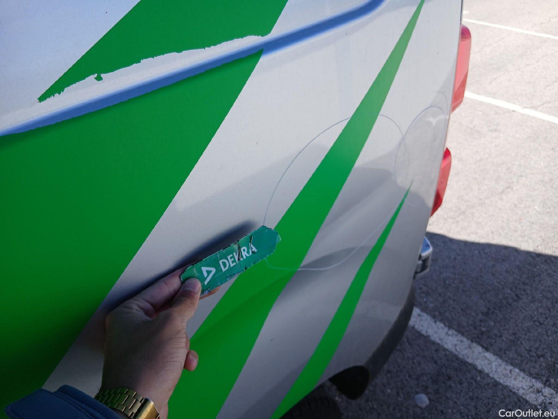  Peugeot  Expert PEUGEOT  / 2016 / 4P / furgón Furg.Premium BlueHDi 90KW (120) Standard #14