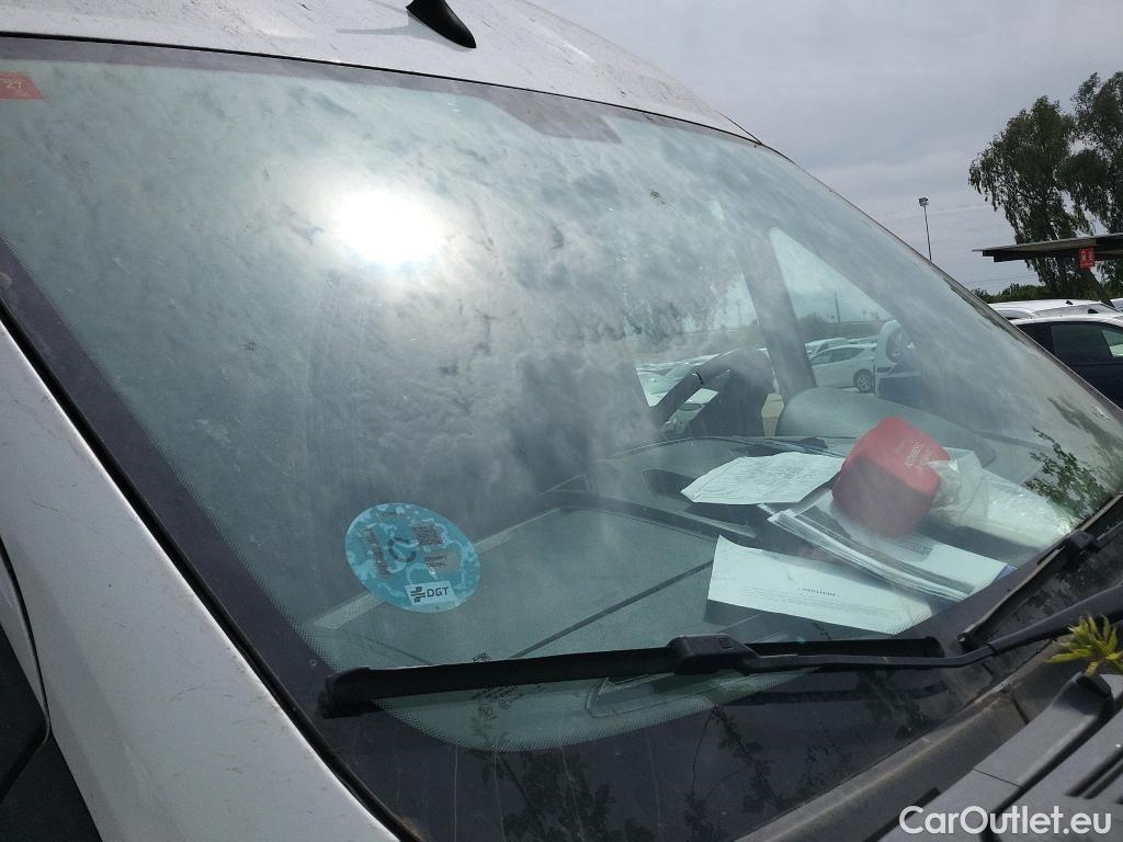  Opel  Movano OPEL  / 2021 / 4P / furgón Furgón Base L2H2 3.5T 2.2 BlueHDi 103kW #45