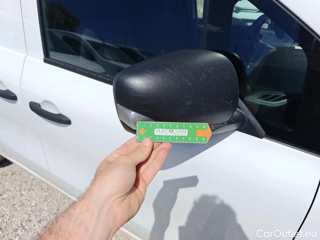  Renault  Kangoo RENAULT  Furgón/2021/4P/furgón derivado de turismo L1 1.5 Blue dCi 70kW (95CV) #53