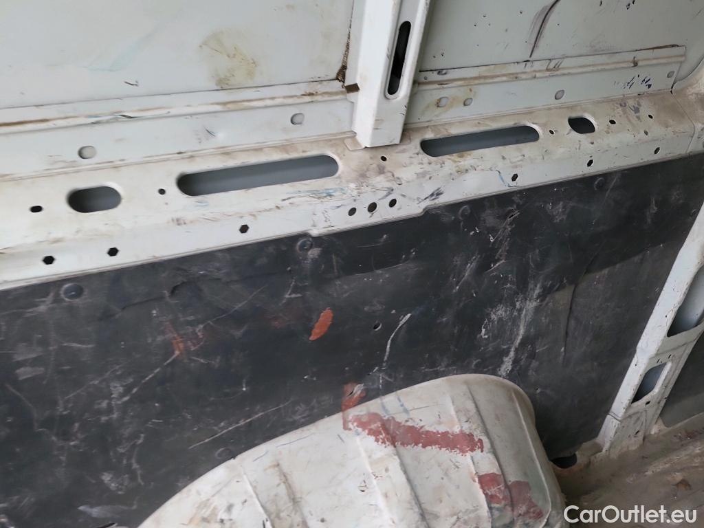  Peugeot  Boxer PEUGEOT  / 2014 / 4P / furgón 335 L2 H2 BHDI 103kW (140CV) S&S 6 V. M (CX) #29