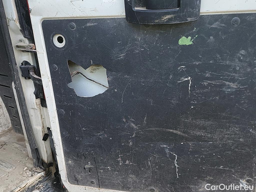  Peugeot  Boxer PEUGEOT  / 2014 / 4P / furgón 335 L2 H2 BHDI 103kW (140CV) S&S 6 V. M (CX) #33