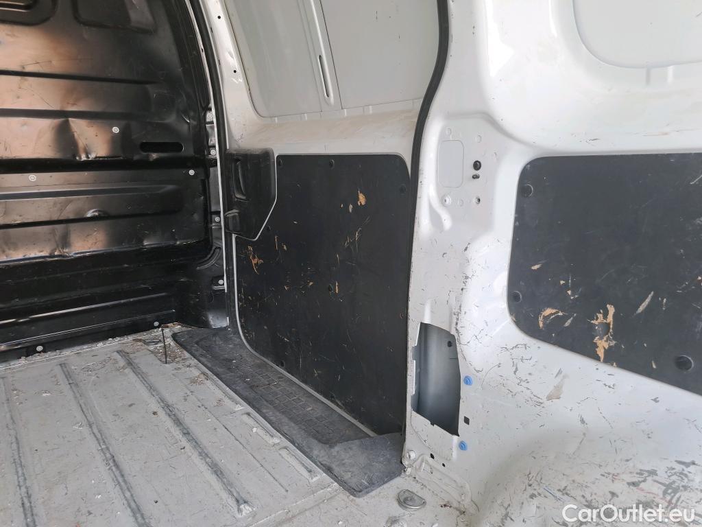  Peugeot  Expert  Furgón Premium Standard 1.5 100CV MT6 #18