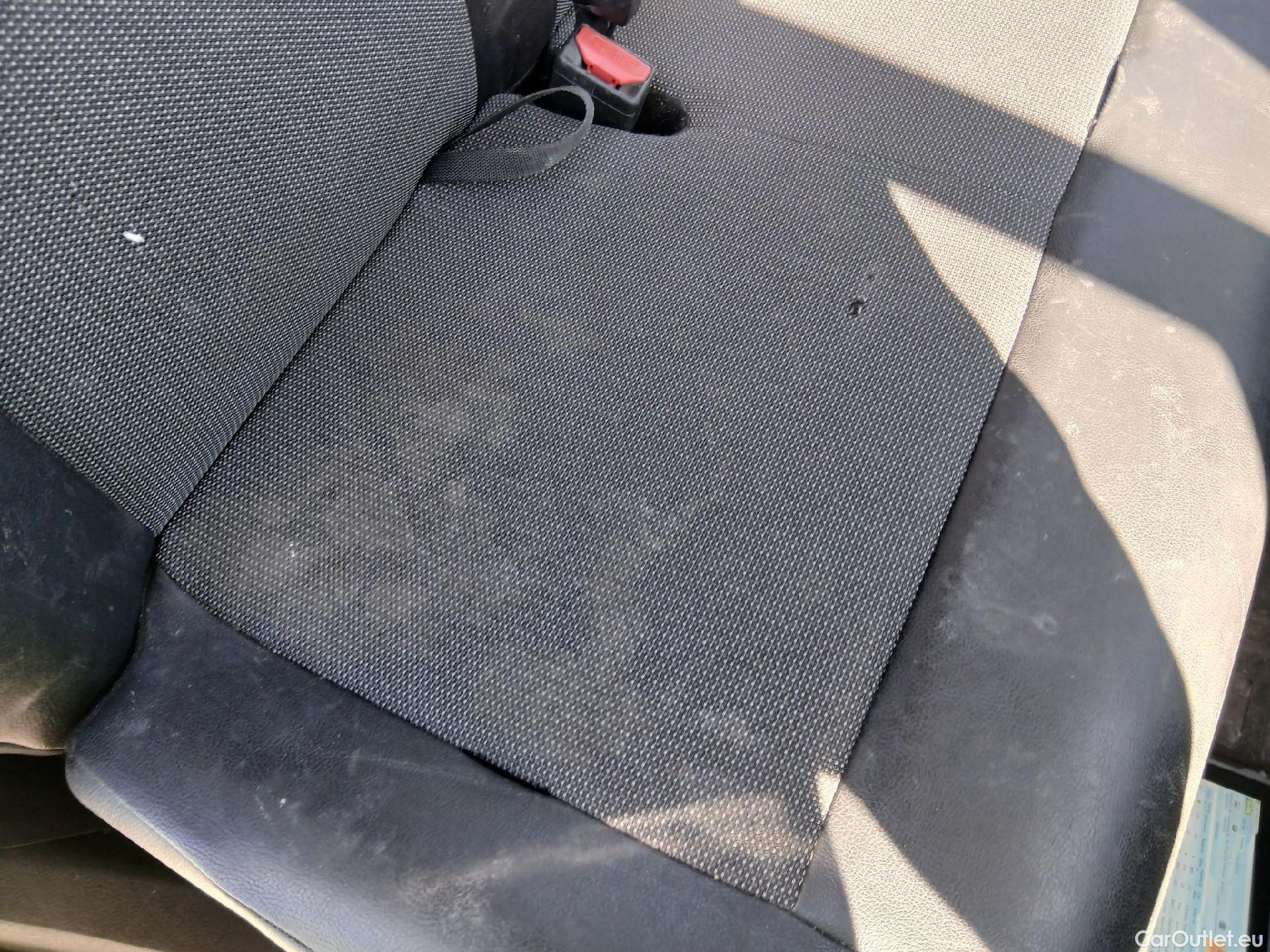  Peugeot  Expert PEUGEOT  / 2016 / 4P / furgón Furg.Premium BlueHDi 90KW (120) Standard #41