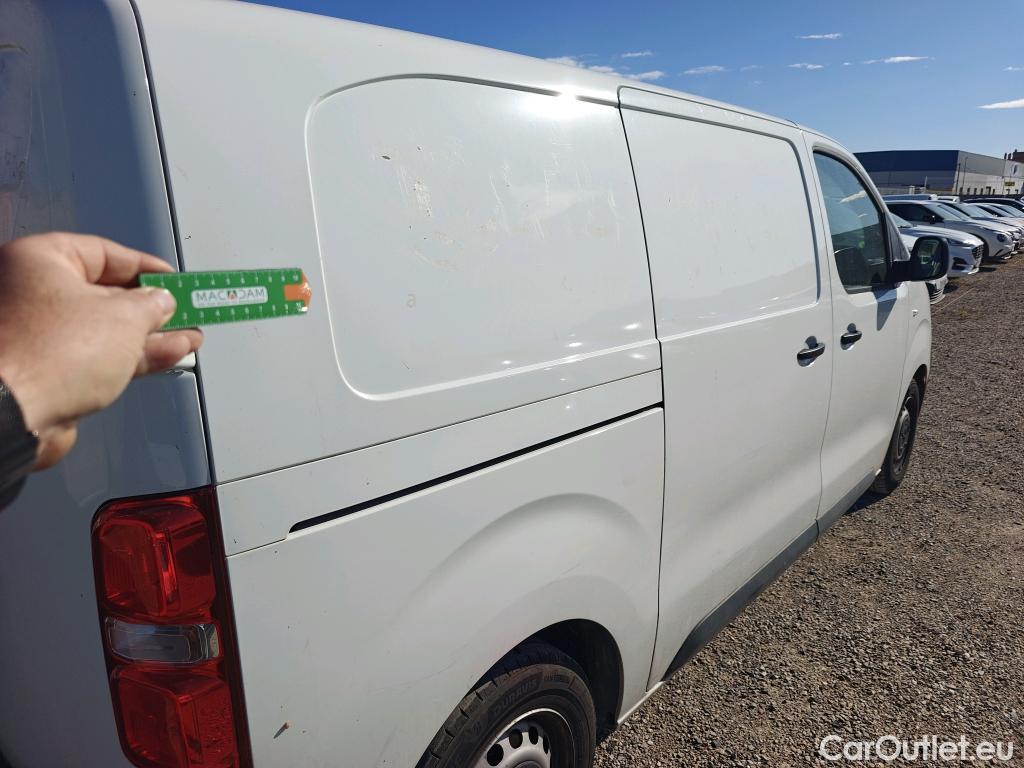  Peugeot  Expert PEUGEOT  / 2016 / 4P / furgón Furgón Premium 1.5 BlueHDi 100 Standard (AC) #29