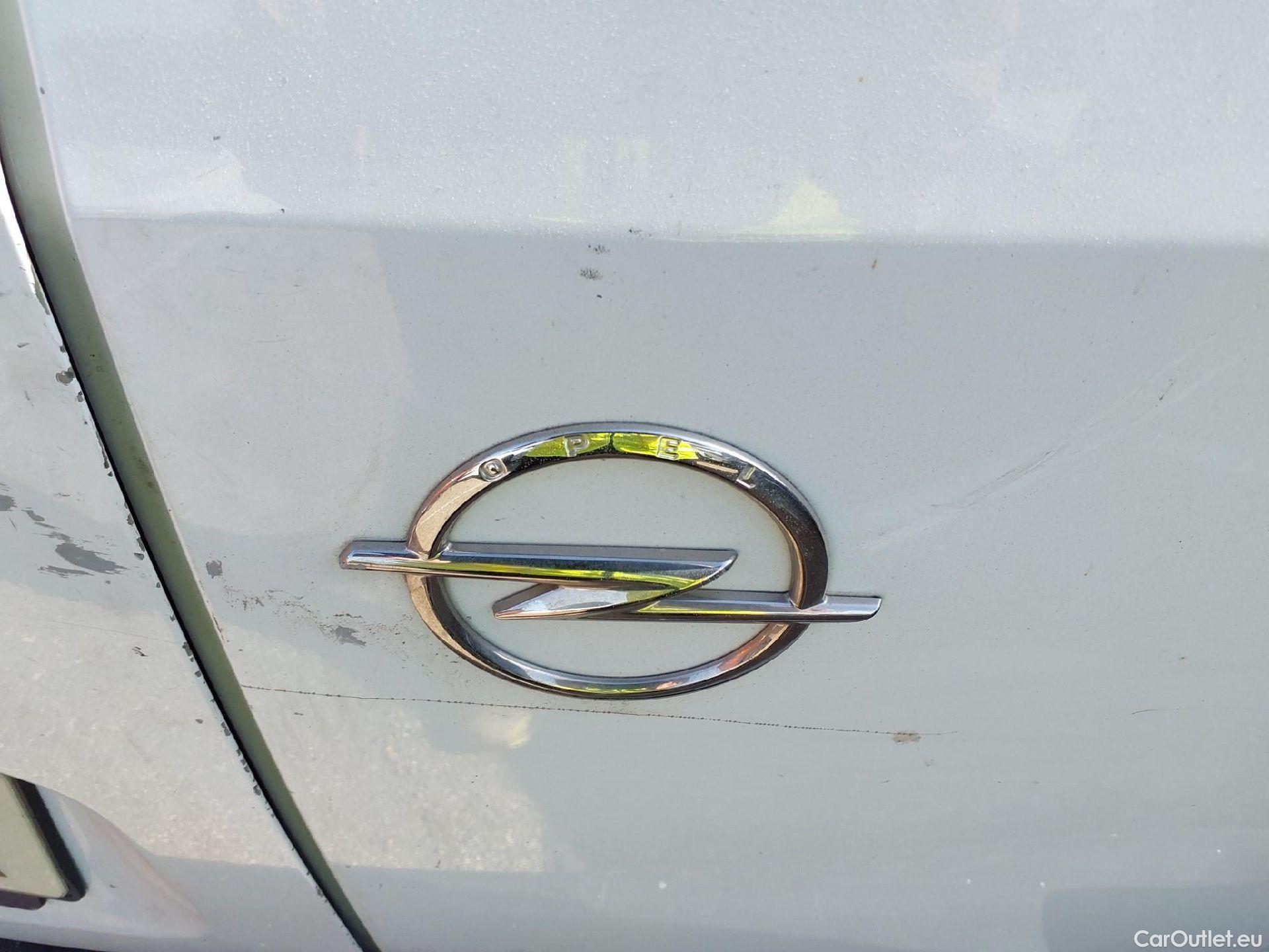  Opel  Combo OPEL  Life / 2018 / 5P / combi 1.5 TD 75kW (100CV) S/S Edition L (IND) #52