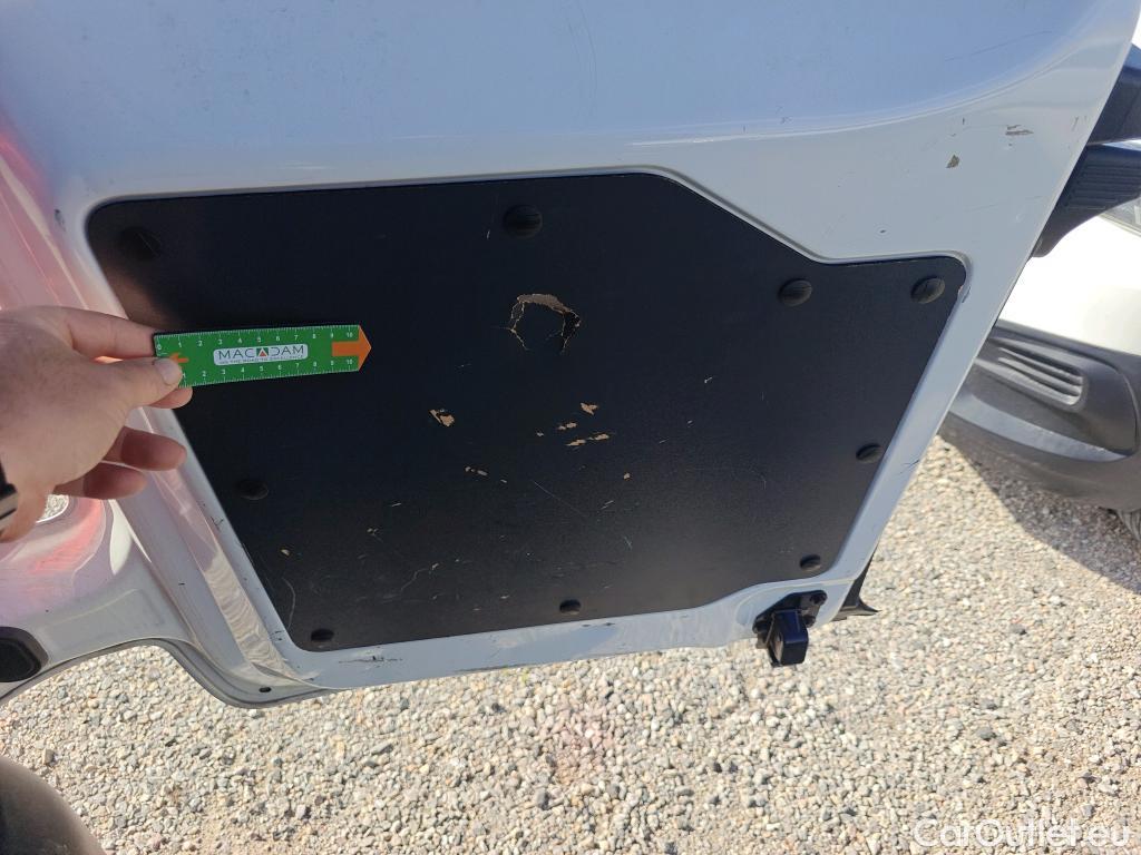  Peugeot  Expert PEUGEOT  / 2016 / 4P / furgón Furgón Premium 1.5 BlueHDi 100 Standard (AC) #44