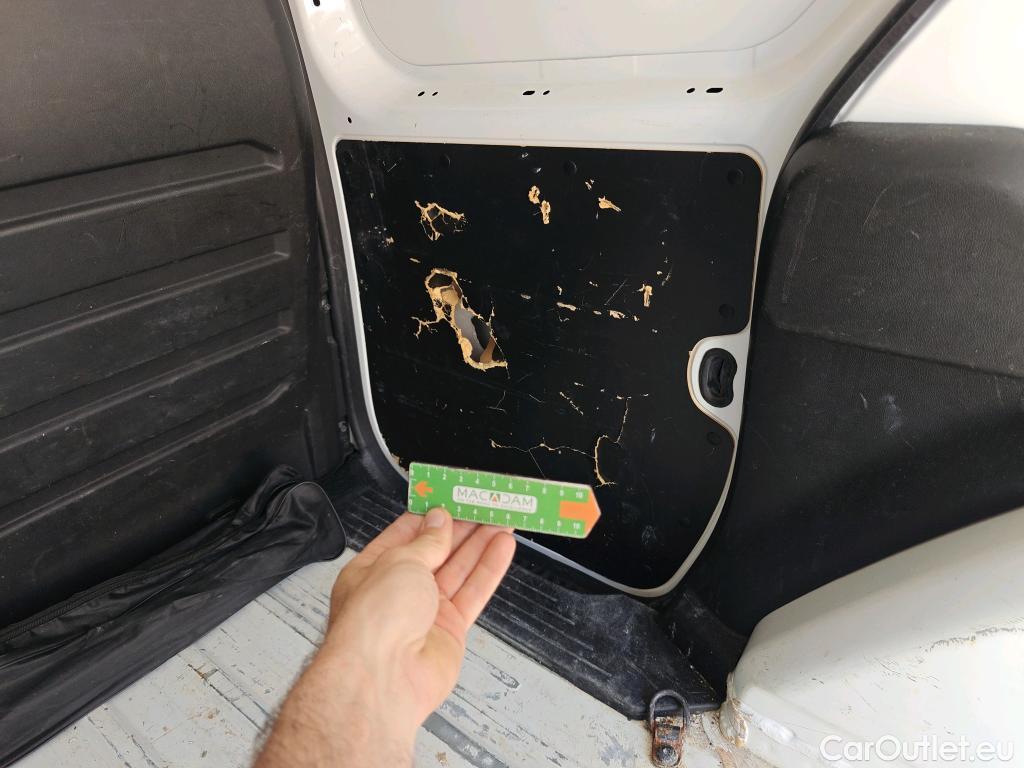  Renault  Kangoo RENAULT  Furgón/2021/4P/furgón derivado de turismo L1 1.5 Blue dCi 70kW (95CV) #9