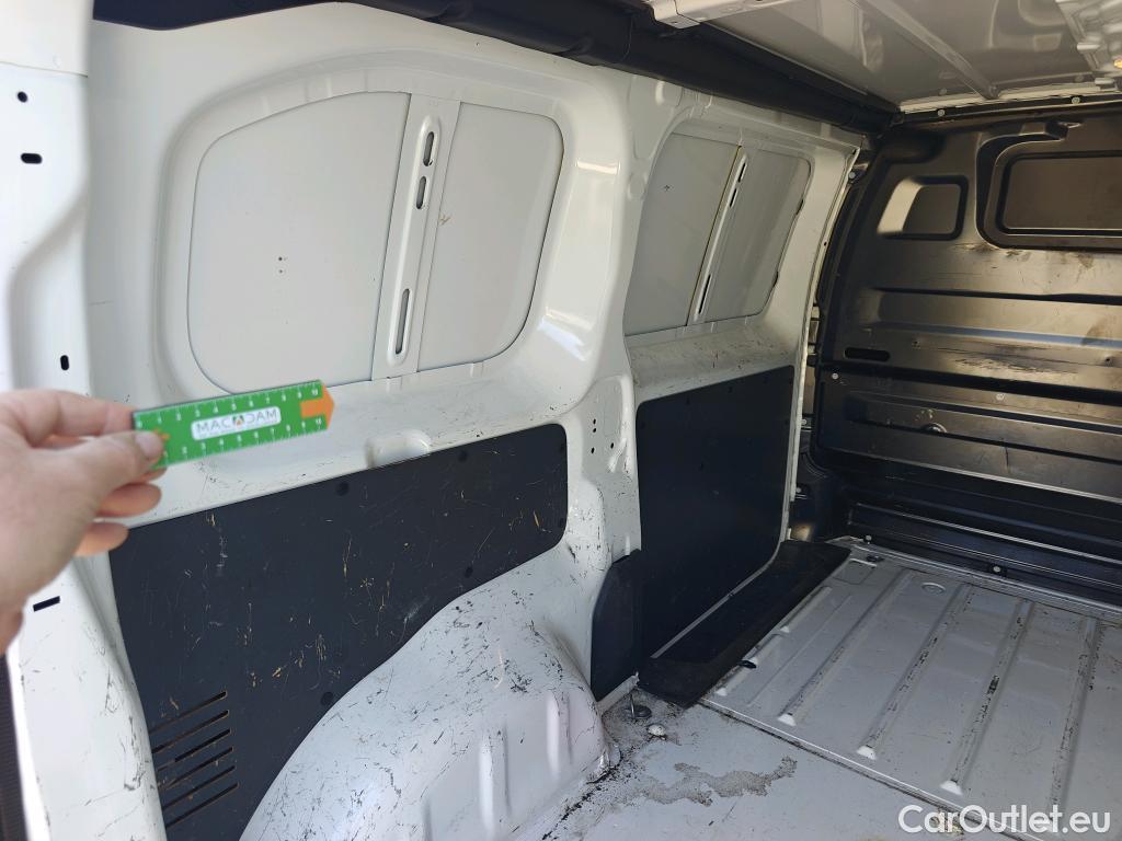  Peugeot  Expert PEUGEOT  / 2016 / 4P / furgón Furgón Premium 1.5 BlueHDi 100 Standard (AC) #7