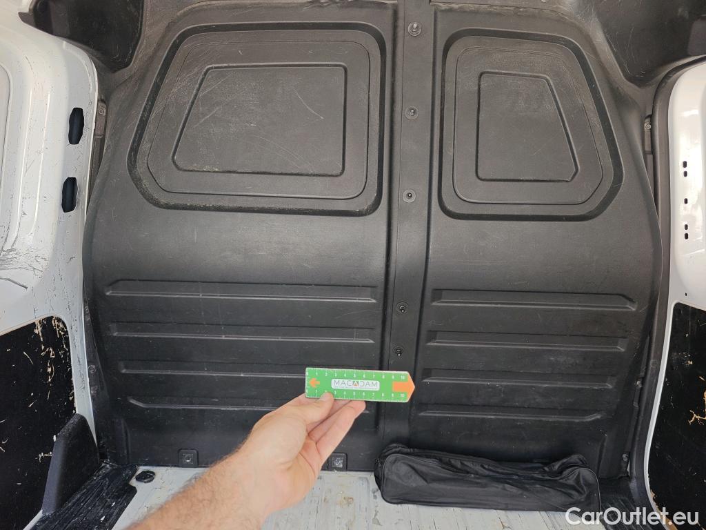  Renault  Kangoo RENAULT  Furgón/2021/4P/furgón derivado de turismo L1 1.5 Blue dCi 70kW (95CV) #56