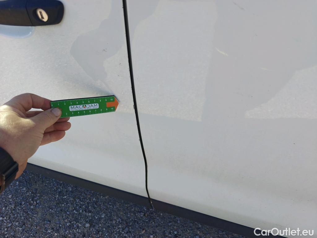  Peugeot  Expert PEUGEOT  / 2016 / 4P / furgón Furgón Premium 1.5 BlueHDi 100 Standard (AC) #25