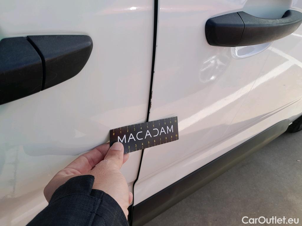  Peugeot  Partner PEUGEOT  / 2018 / 4P / furgón derivado de turismo Premium Standard 600kg BlueHDi 73kW #16