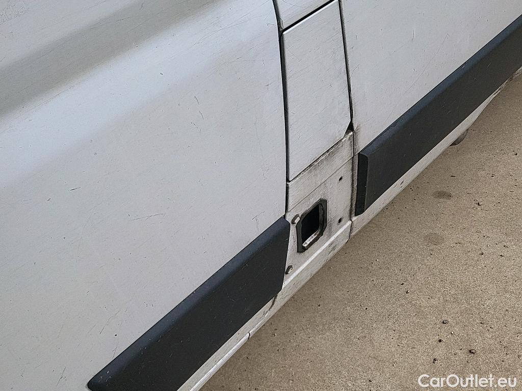  Opel  Movano OPEL  / 2021 / 4P / furgón Furgón Base L2H2 3.5T 2.2 BlueHDi 103kW #38