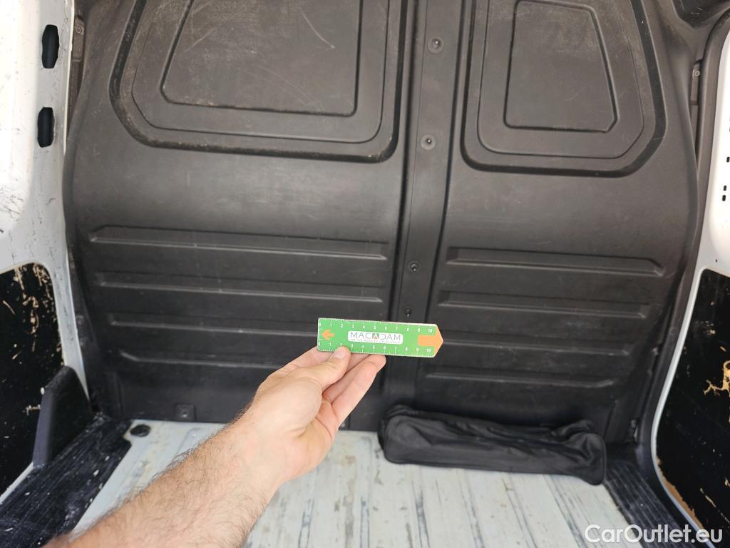  Renault  Kangoo RENAULT  Furgón/2021/4P/furgón derivado de turismo L1 1.5 Blue dCi 70kW (95CV) #55