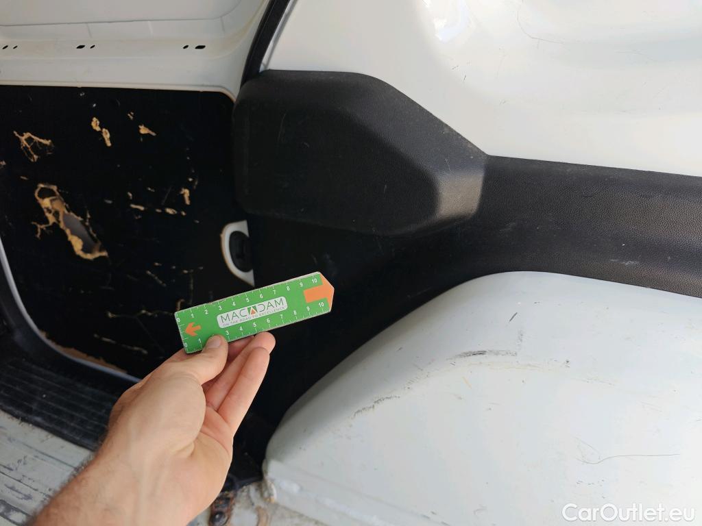  Renault  Kangoo RENAULT  Furgón/2021/4P/furgón derivado de turismo L1 1.5 Blue dCi 70kW (95CV) #43