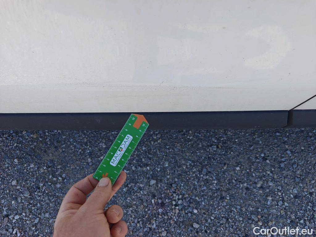  Peugeot  Expert PEUGEOT  / 2016 / 4P / furgón Furgón Premium 1.5 BlueHDi 100 Standard (AC) #26