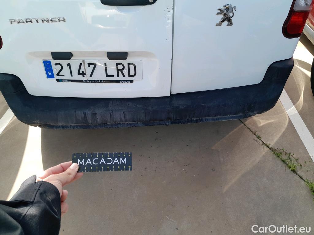  Peugeot  Partner PEUGEOT  / 2018 / 4P / furgón derivado de turismo Premium Standard 600kg BlueHDi 73kW #17