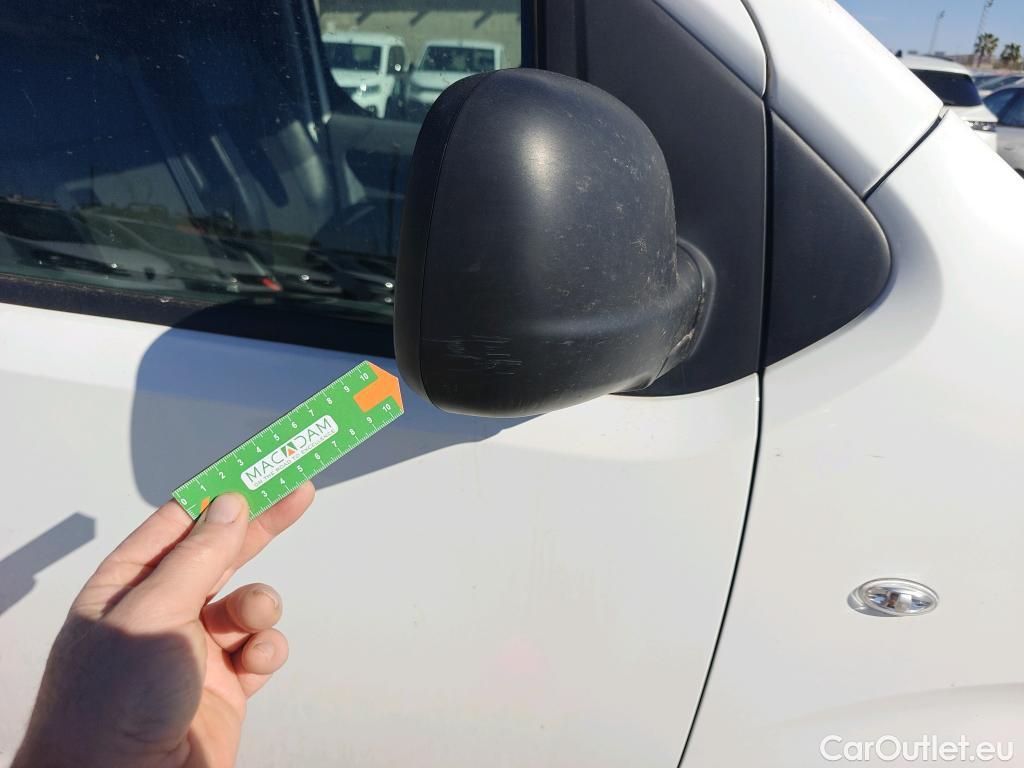  Peugeot  Expert PEUGEOT  / 2016 / 4P / furgón Furgón Premium 1.5 BlueHDi 100 Standard (AC) #46