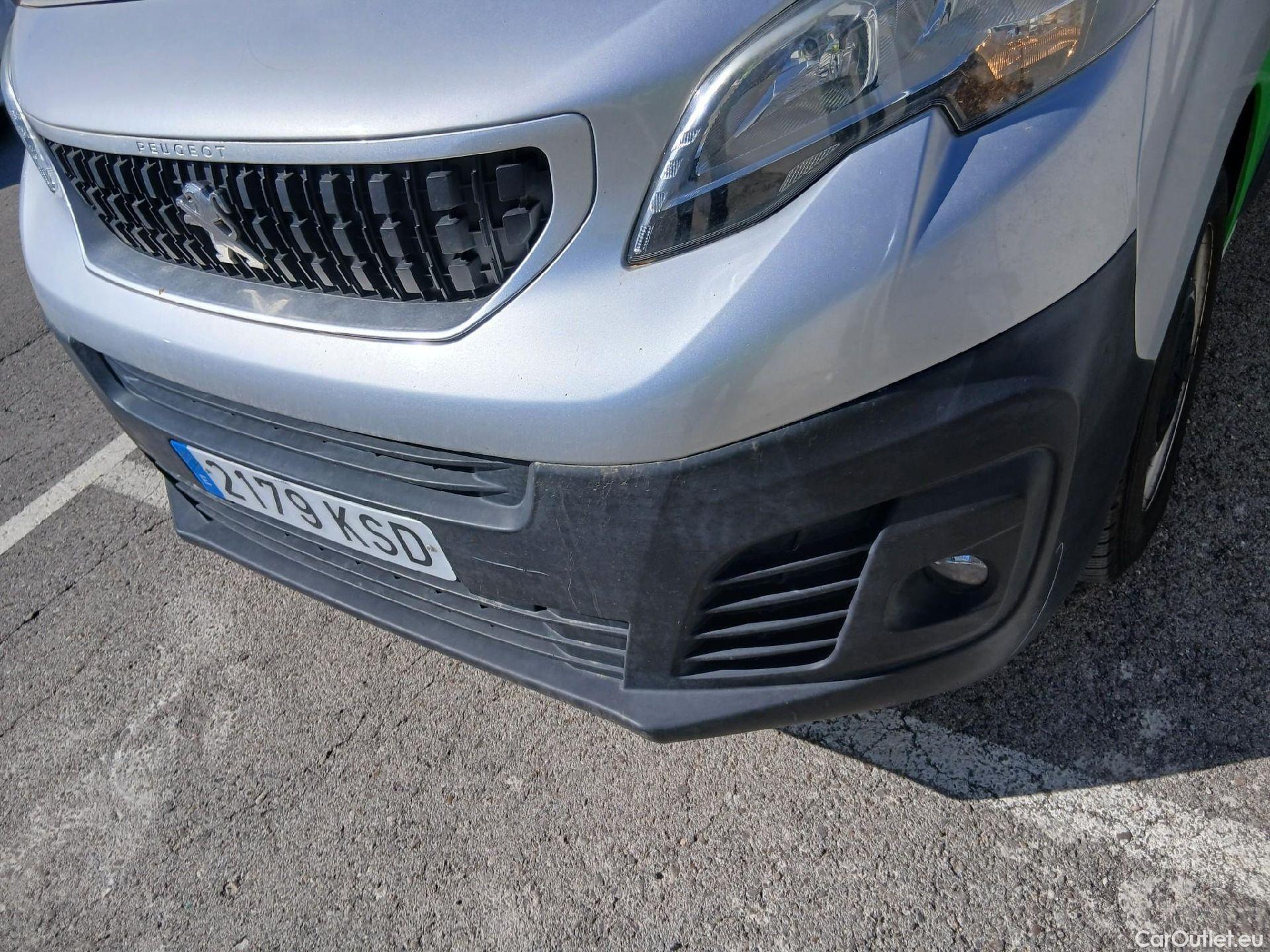  Peugeot  Expert PEUGEOT  / 2016 / 4P / furgón Furg.Premium BlueHDi 90KW (120) Standard #6