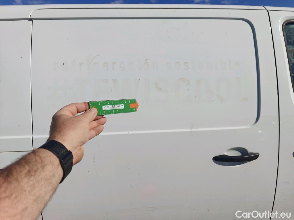  Peugeot  Expert PEUGEOT  / 2016 / 4P / furgón Furgón Premium 1.5 BlueHDi 100 Standard (AC) #11