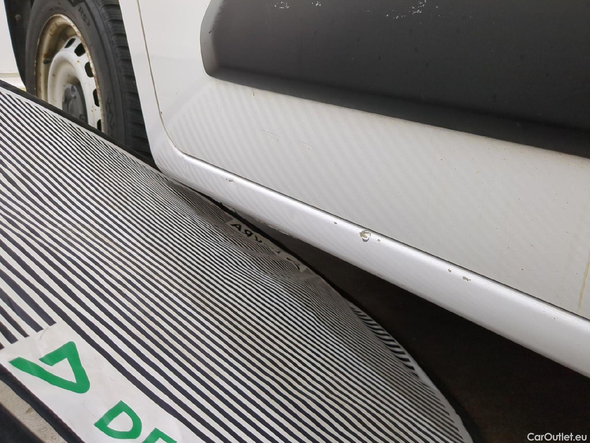  Citroen  Berlingo  Fourgon Club M 650 1.5 BlueHDi 75CV BVM5 E6dT #11