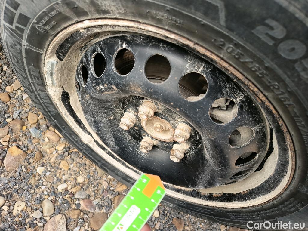  Volkswagen  Transporter VOLKSWAGEN  / 2020 / 4P / furgón Furgón Corto TN 2.0 TDI 110kW 4MO #37