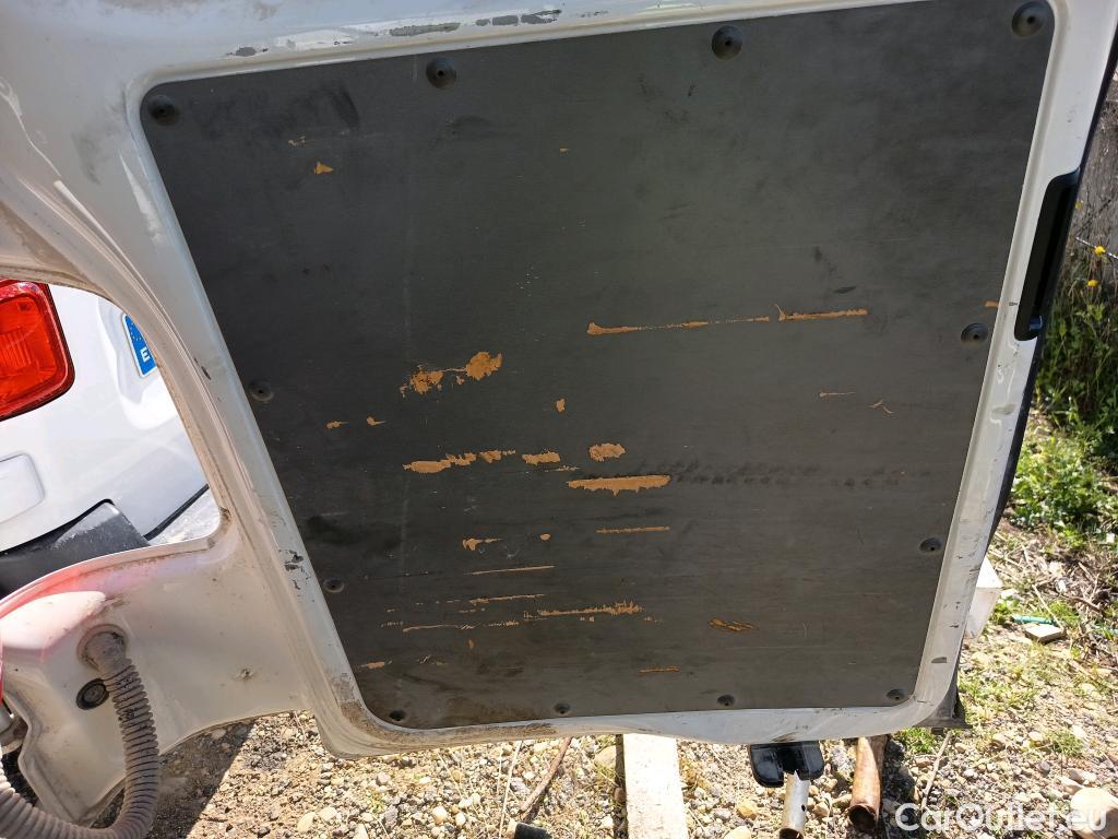  Volkswagen  Transporter VOLKSWAGEN  / 2020 / 4P / furgón Furgón Corto TN 2.0 TDI 110kW 4MO #20