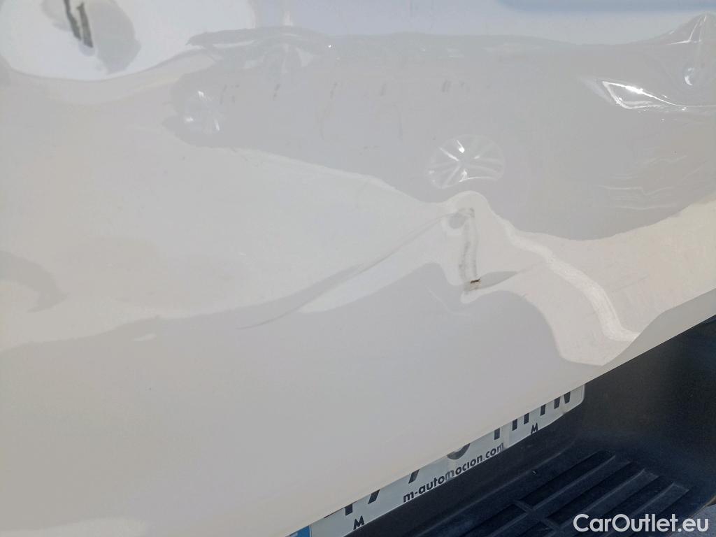  Toyota  Hilux TOYOTA  / 2020 / 2P / pickup 2.4 D-4D Cabina Sencilla GX #8