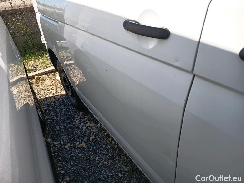  Volkswagen  Transporter VOLKSWAGEN  / 2020 / 4P / furgón Furgón Corto TN 2.0 TDI 110kW 4MO #6