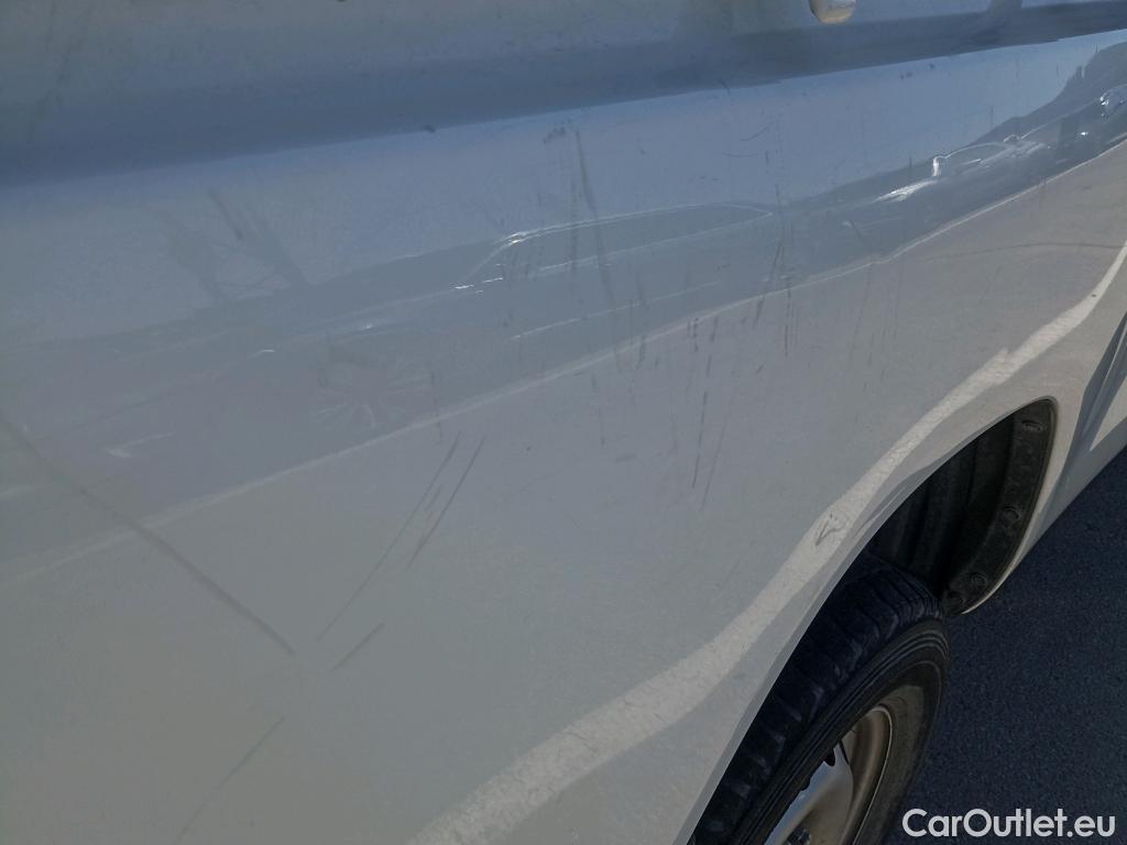  Toyota  Hilux TOYOTA  / 2020 / 2P / pickup 2.4 D-4D Cabina Sencilla GX #14