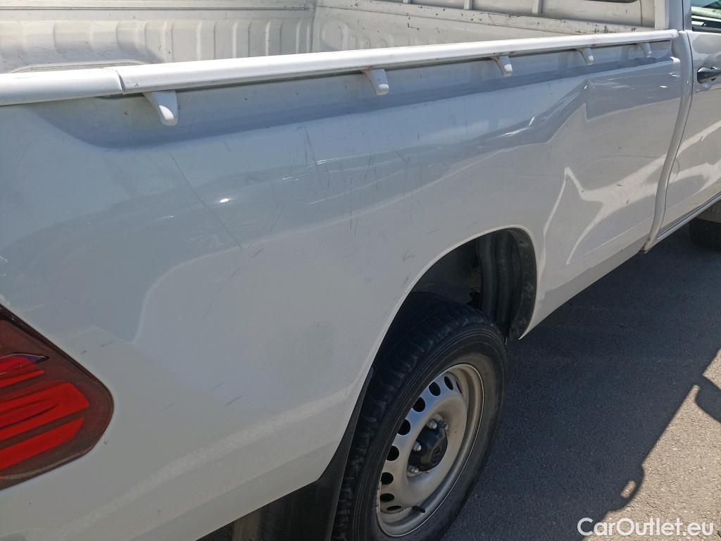  Toyota  Hilux TOYOTA  / 2020 / 2P / pickup 2.4 D-4D Cabina Sencilla GX #13