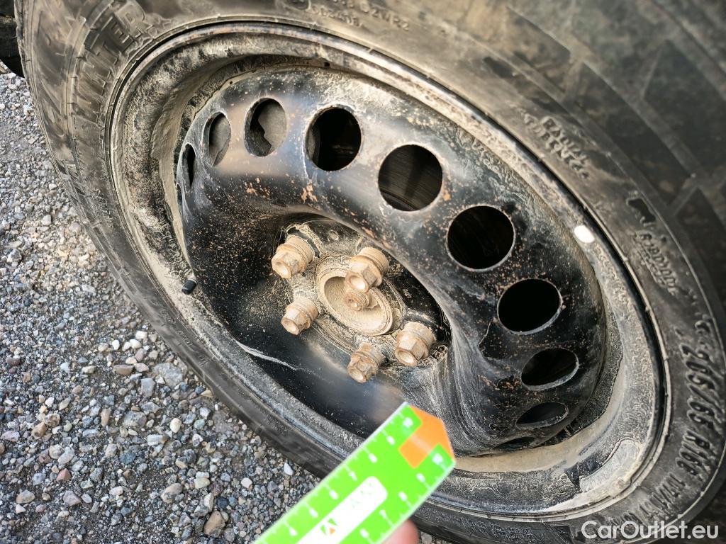  Volkswagen  Transporter VOLKSWAGEN  / 2020 / 4P / furgón Furgón Corto TN 2.0 TDI 110kW 4MO #35