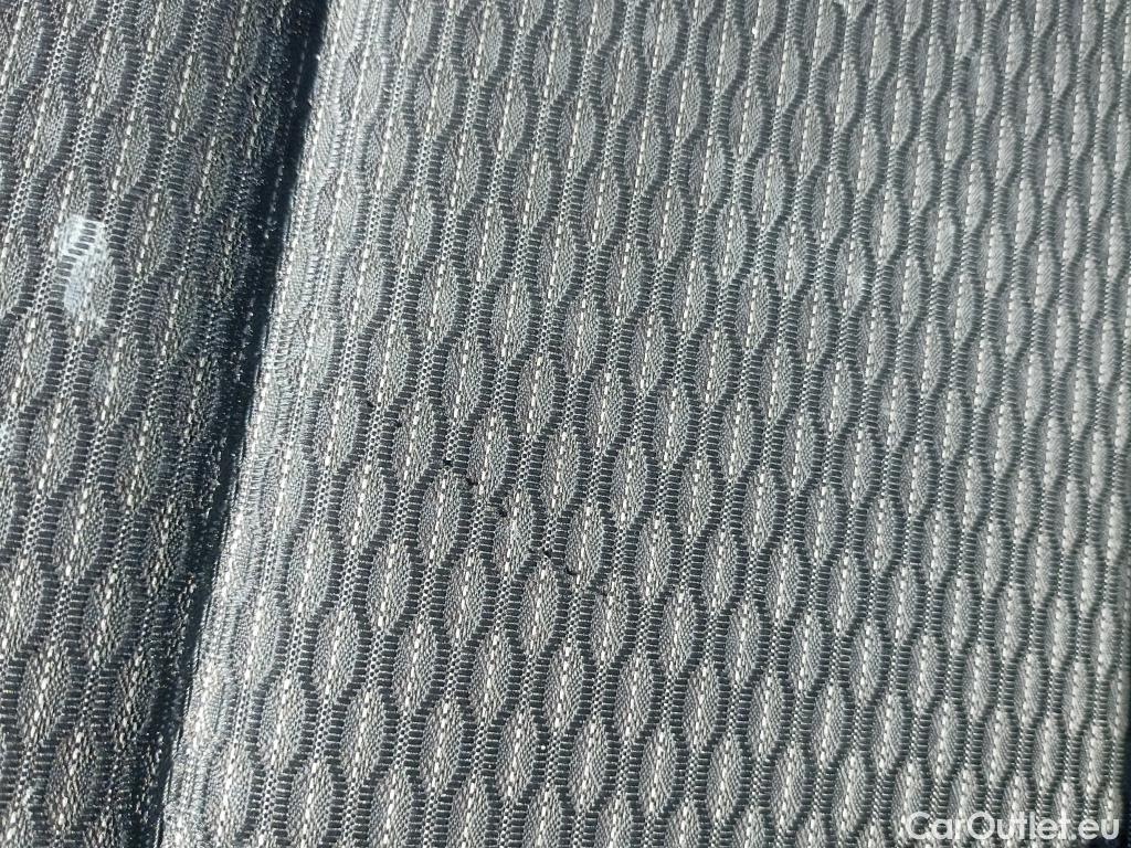  Toyota  Hilux TOYOTA  / 2020 / 2P / pickup 2.4 D-4D Cabina Sencilla GX #24