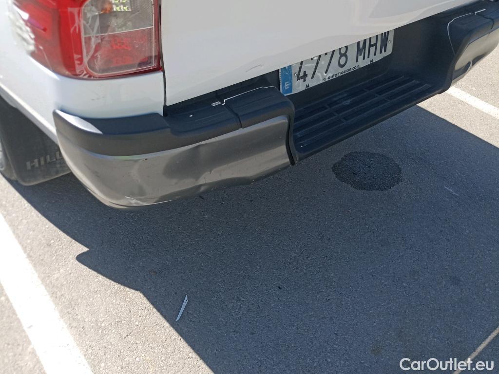  Toyota  Hilux TOYOTA  / 2020 / 2P / pickup 2.4 D-4D Cabina Sencilla GX #16