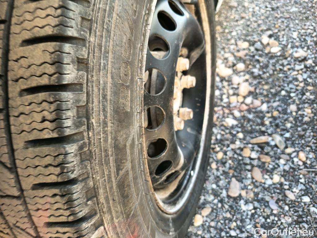  Volkswagen  Transporter VOLKSWAGEN  / 2020 / 4P / furgón Furgón Corto TN 2.0 TDI 110kW 4MO #38