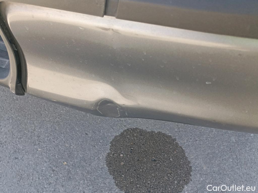  Toyota  Hilux TOYOTA  / 2020 / 2P / pickup 2.4 D-4D Cabina Sencilla GX #18