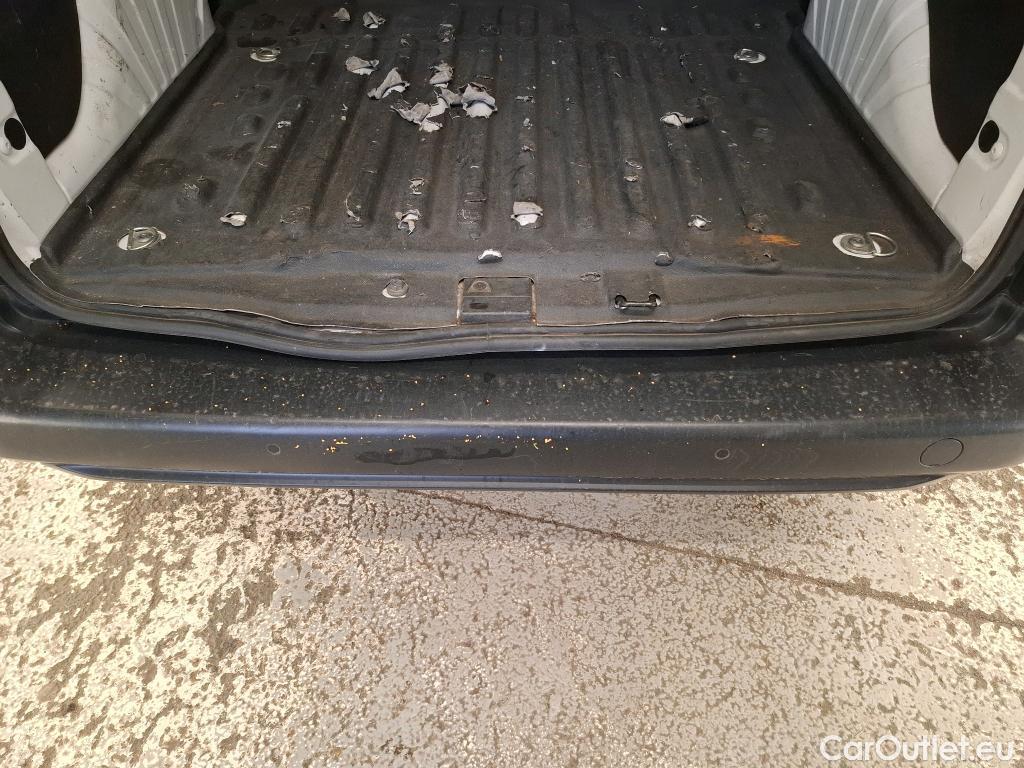  Citroen  Berlingo CITROEN  Van / 2018 / 4P / Fourgonnette Taille M 650kg BlueHDi 100 S&S BVM #17