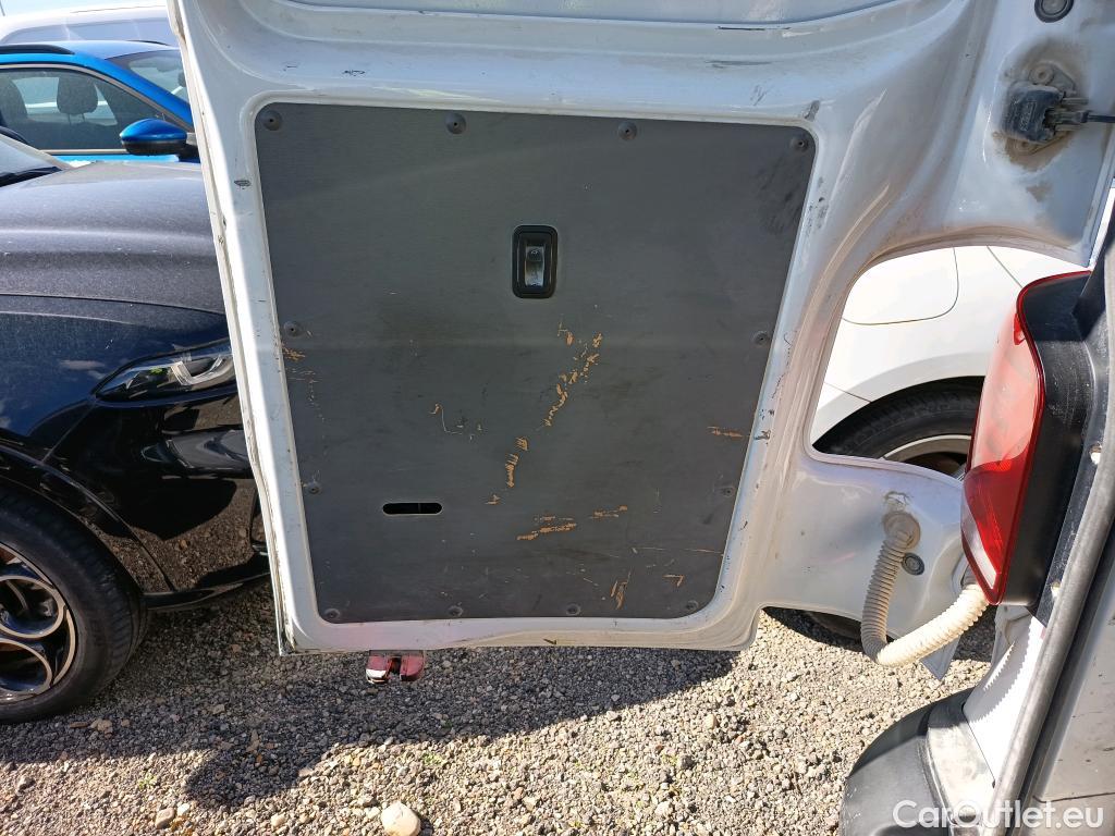  Land Rover  Discovery VOLKSWAGEN Transporter / 2020 / 4P / furgón Furgón Corto TN 2.0 TDI 110kW 4MO #12