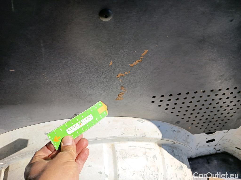  Land Rover  Discovery VOLKSWAGEN Transporter / 2020 / 4P / furgón Furgón Corto TN 2.0 TDI 110kW 4MO #19