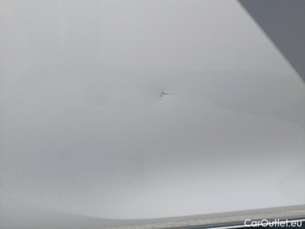  Toyota  Hilux TOYOTA  / 2020 / 2P / pickup 2.4 D-4D Cabina Sencilla GX #32