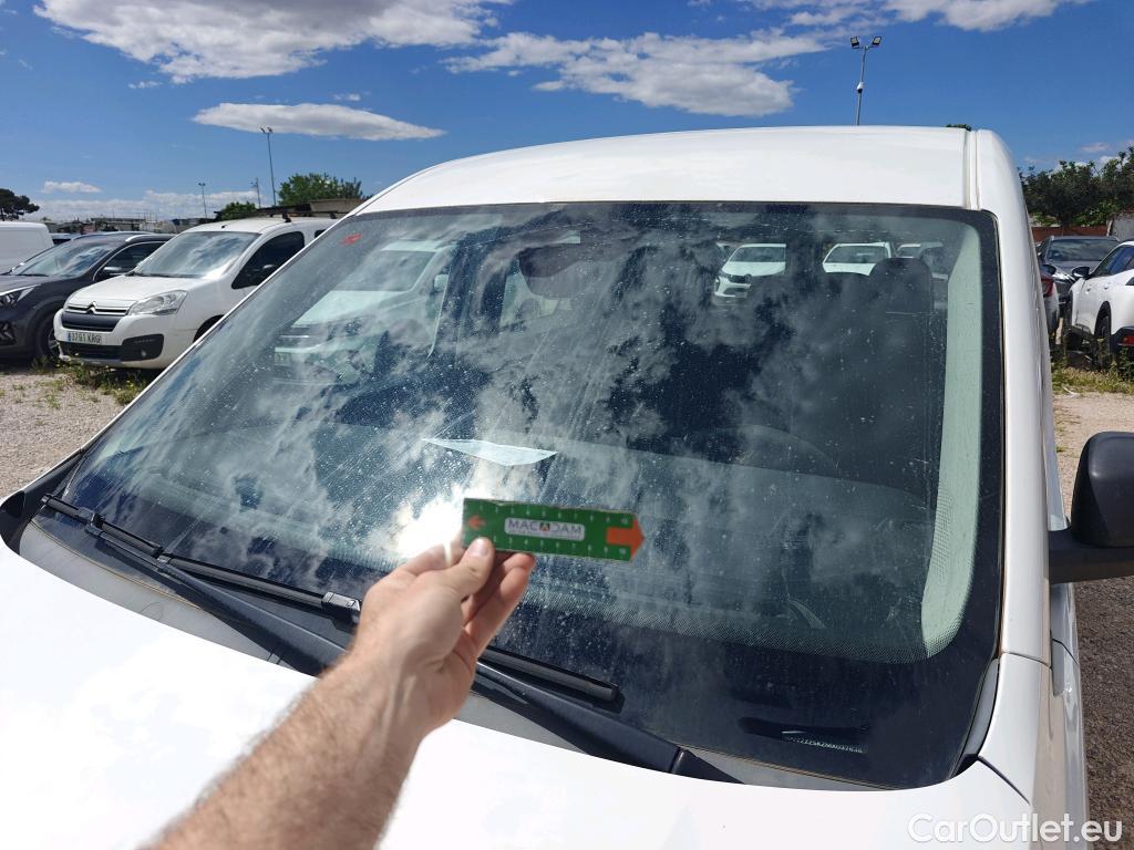  Volkswagen  Caddy VOLKSWAGEN  Kombi 2.0 TDI 75kW (102CV) #1